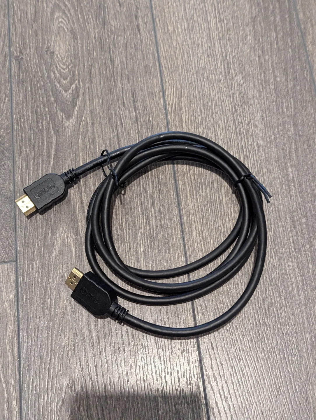 High-Speed HDMI Cable 6 Feet image indicator(2)