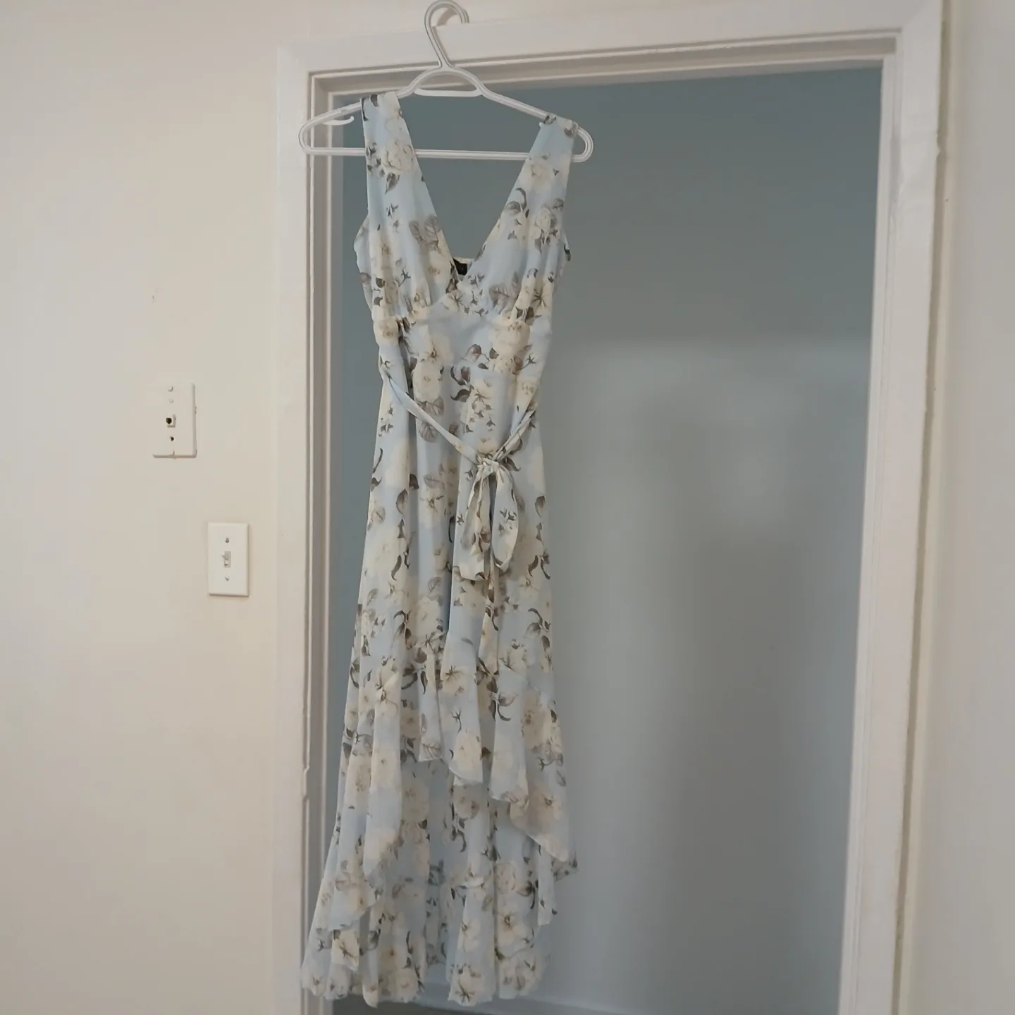 3  Maxi Dresses image indicator(3)