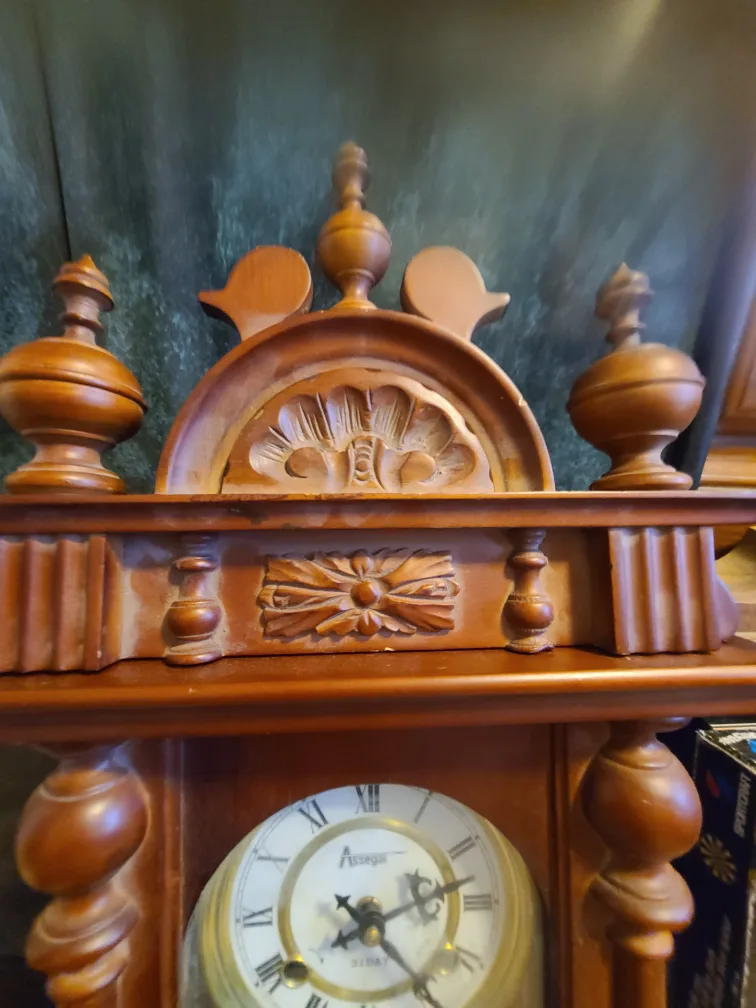 Vintage Assegai Grandfather Clock image indicator(8)