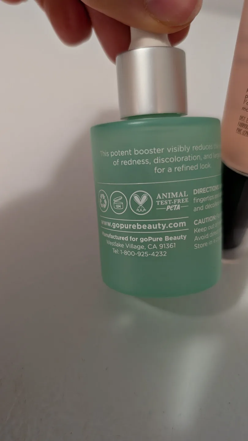 Two skin care products with Niacinamide image indicator(3)