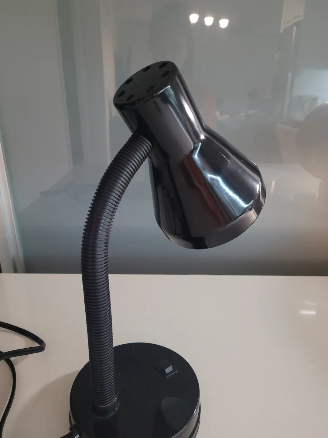 Black Desk Lamp with Flexible Gooseneck image indicator(3)