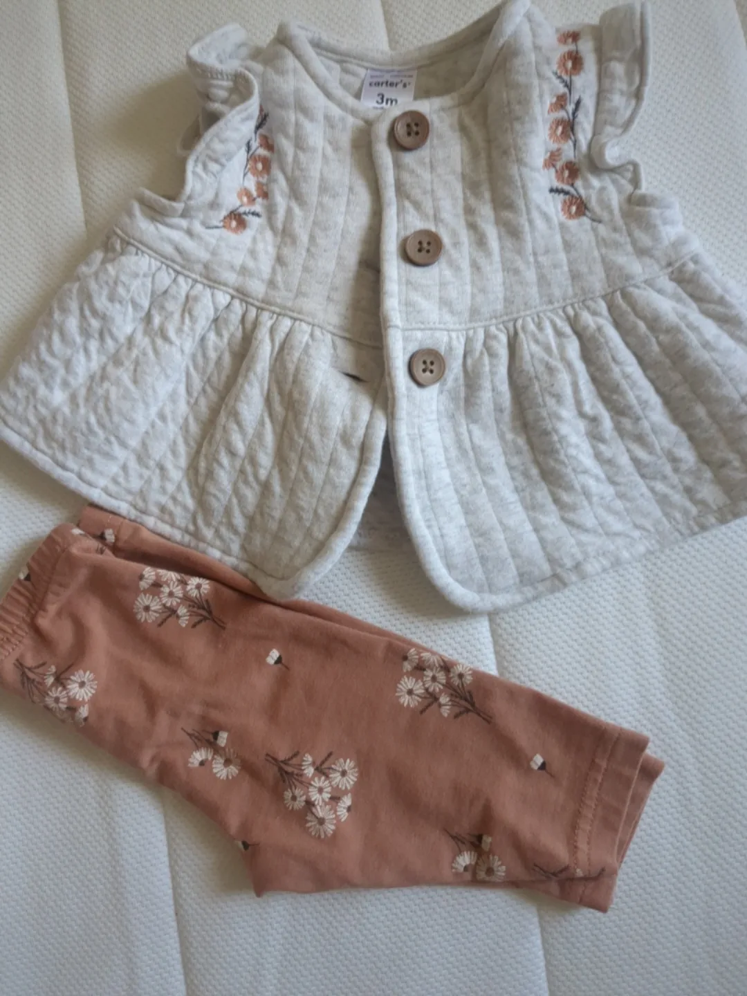 Baby Girl Clothes Bundle - Size 3 Months image indicator(5)