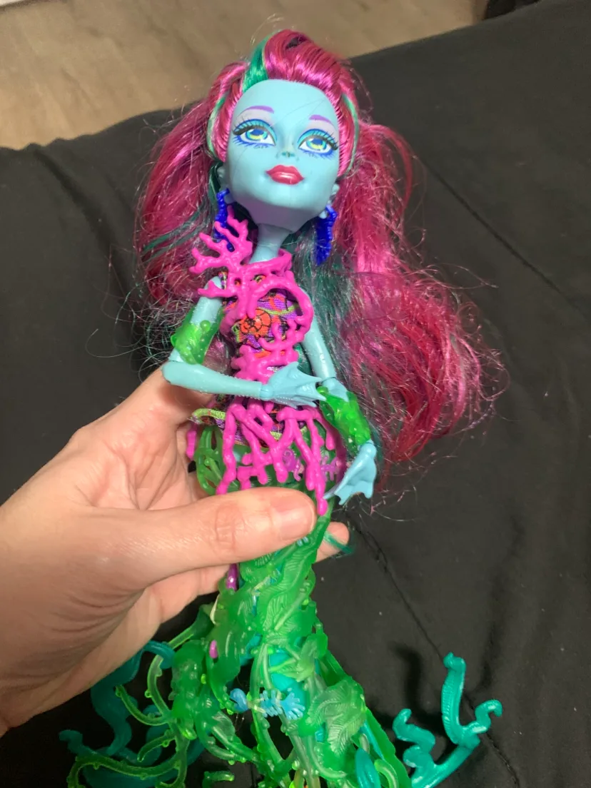 $35 monster high doll - poise thumbnail