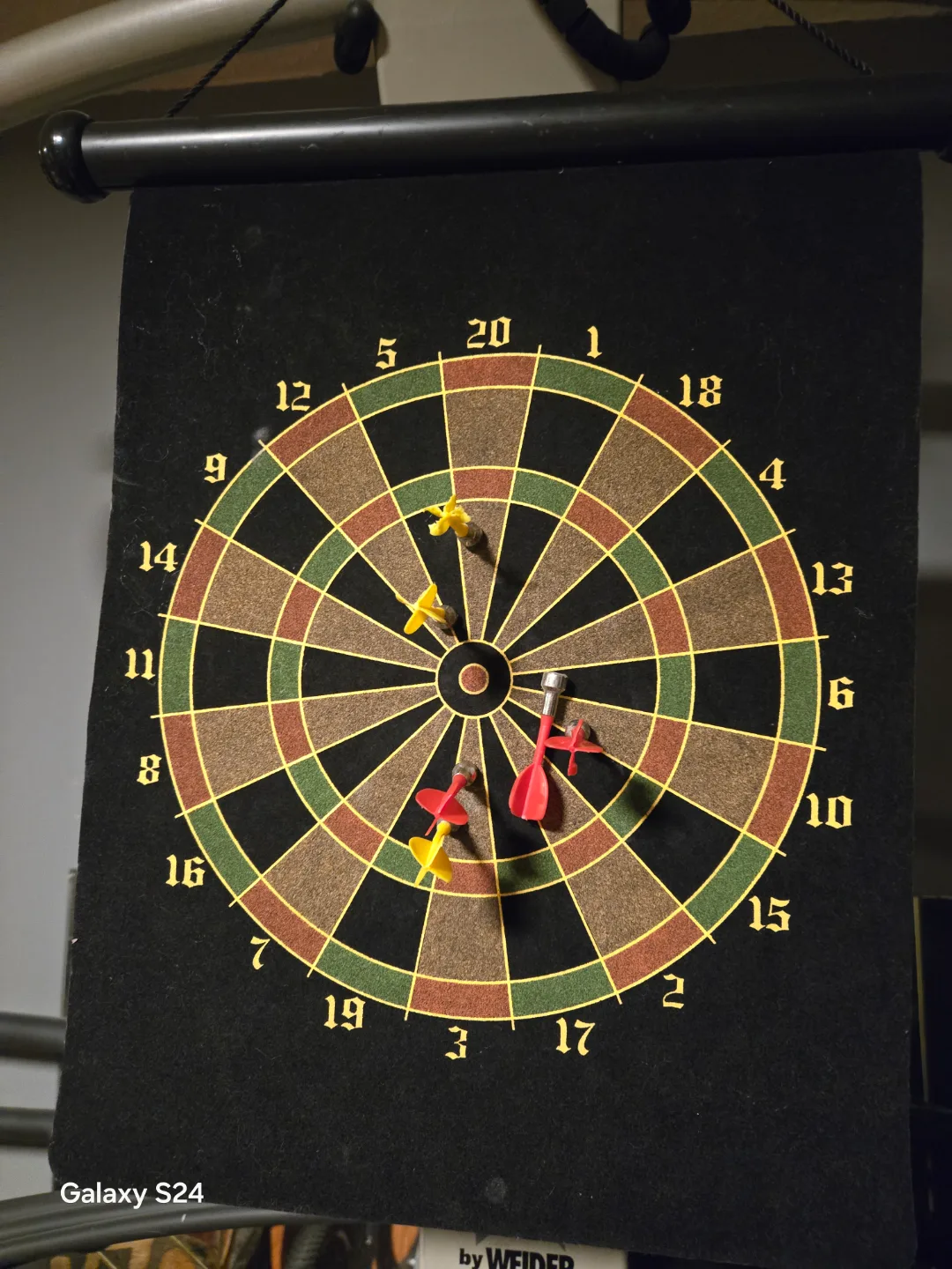 Top O' The Town Magnetic Dartboard image indicator(2)