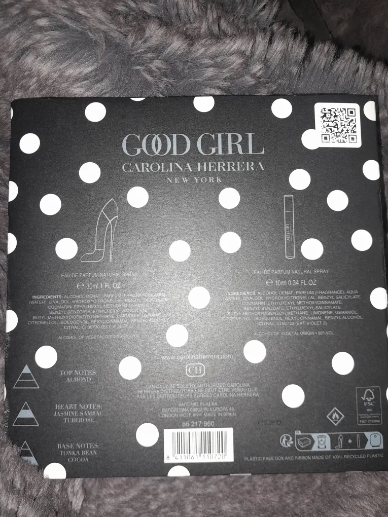 Carolina Herrera Good Girl Perfume Gift Set image indicator(2)