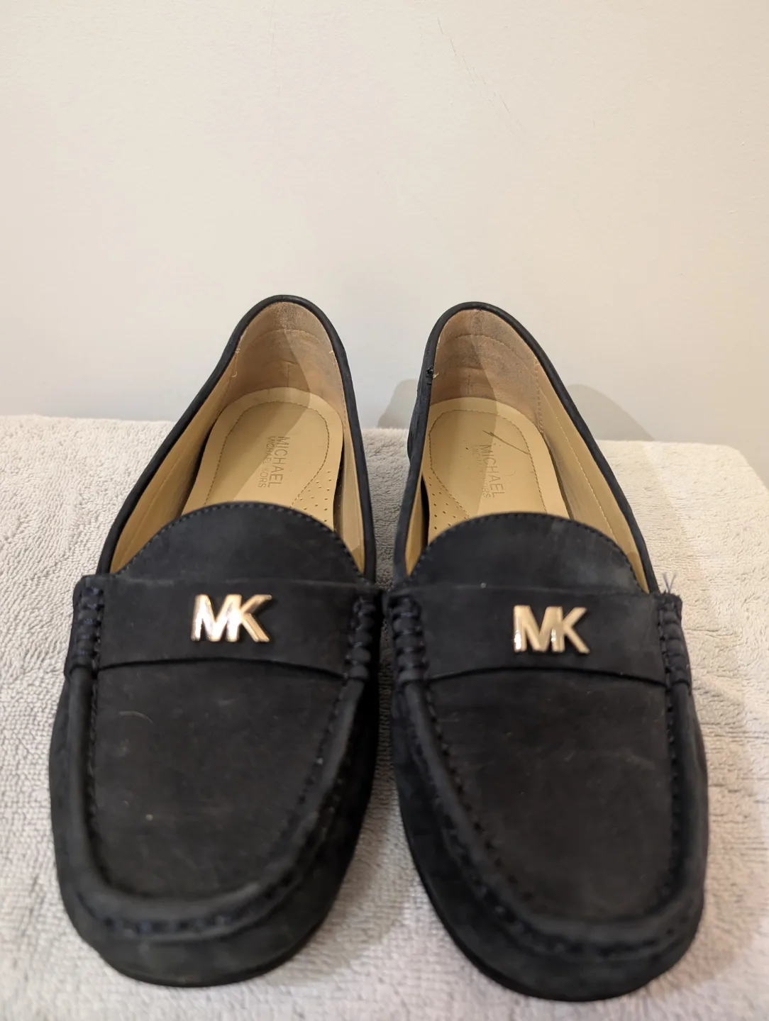 Michael Kors women's blue loafers size 6.5 image indicator(2)