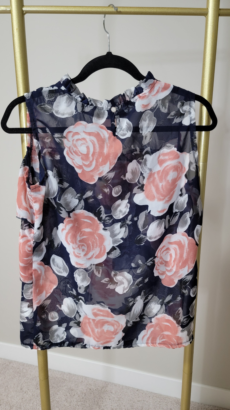 Floral Sleeveless Blouse, Size Small - photo 4