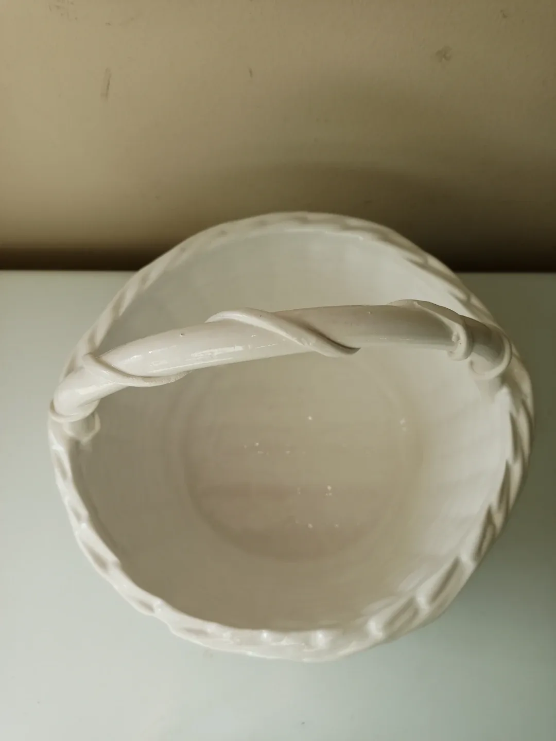 Portugal/Berardos Glazed Ceramic Basket image indicator(3)