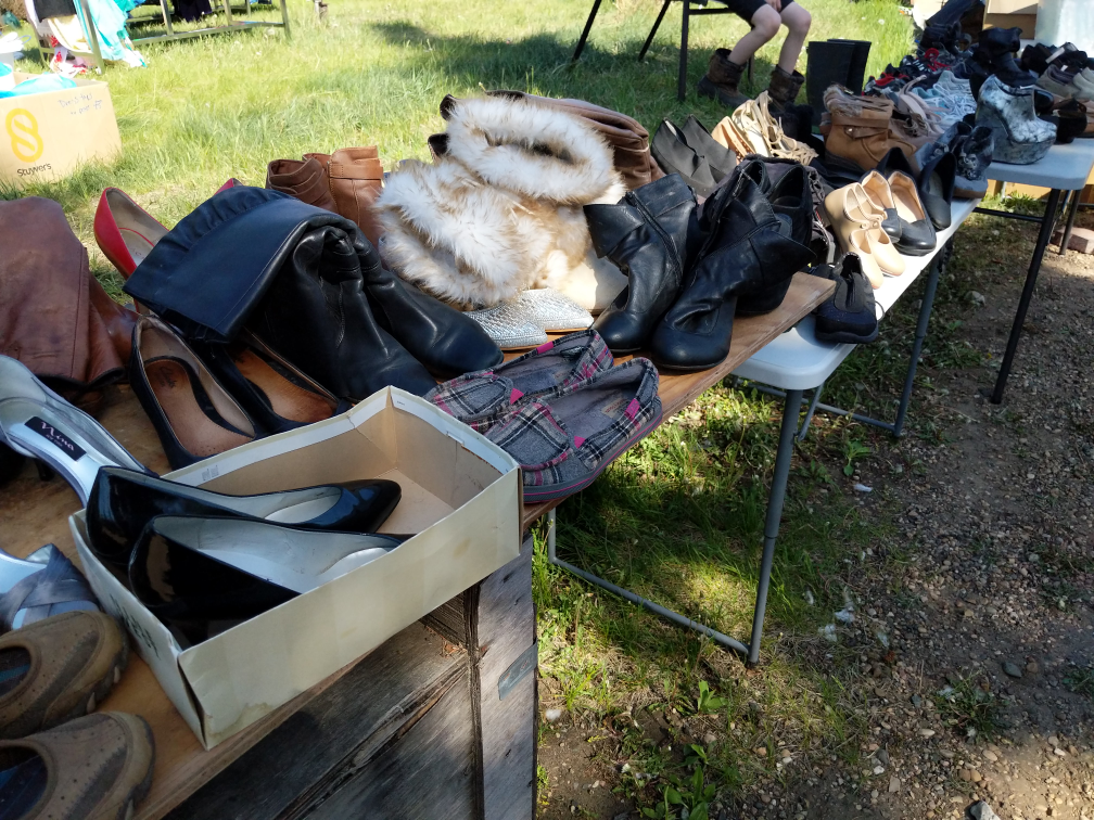 Women's Shoes - Yard Sale Find! - photo 2
