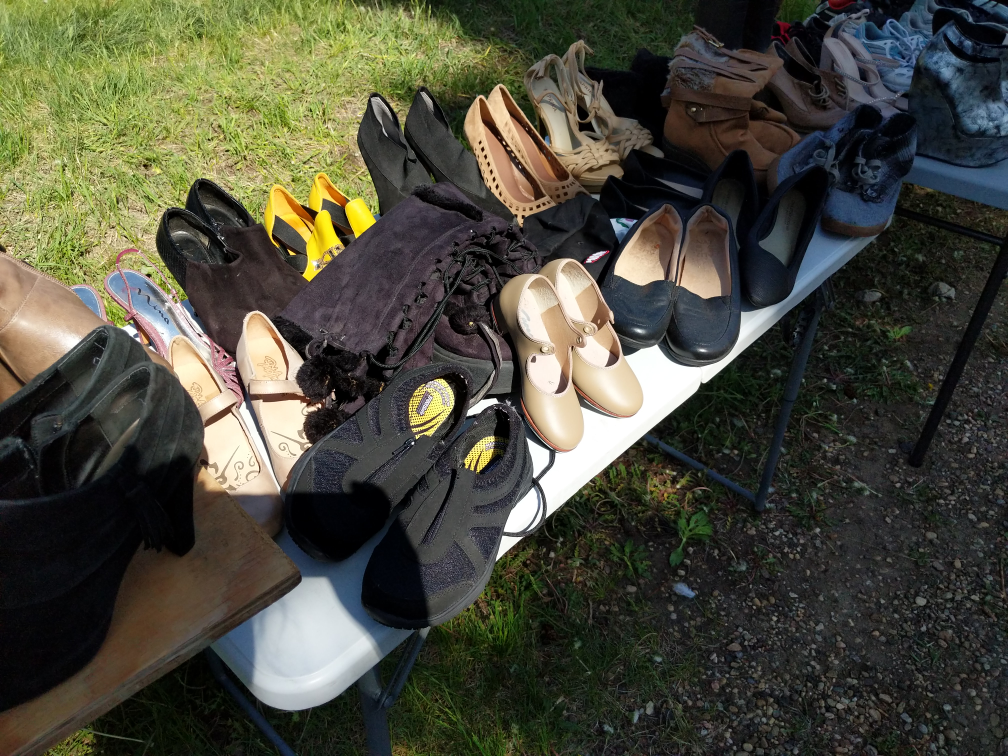 Women's Shoes - Yard Sale Find! - photo 3