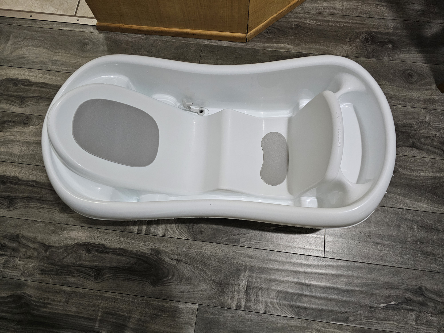 Baby Bath Tub for toddler and newborn support & sling