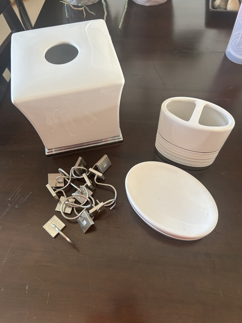 White Bathroom Set