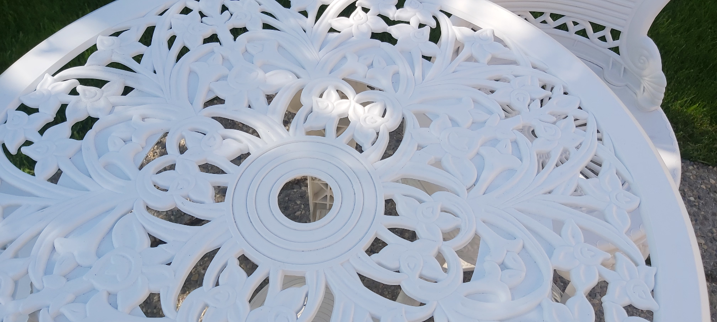 White Metal Patio Set - 2 Chairs and Table - photo 3