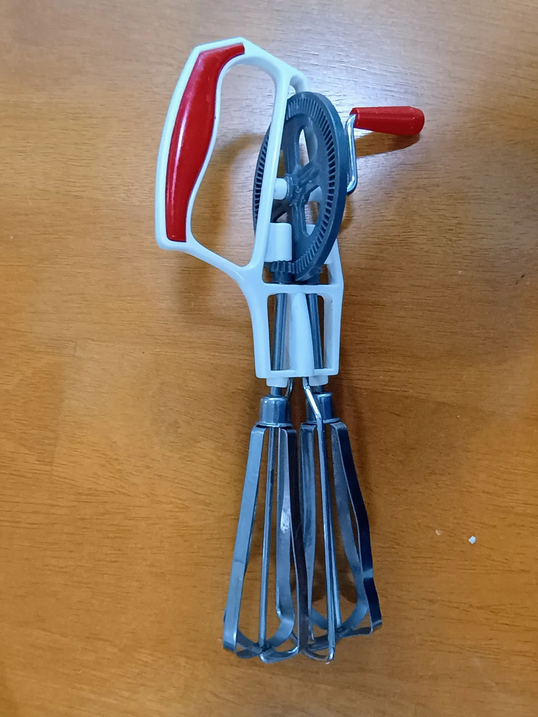 🏒 👉 Vintage Hand Mixer Blender image indicator(2)