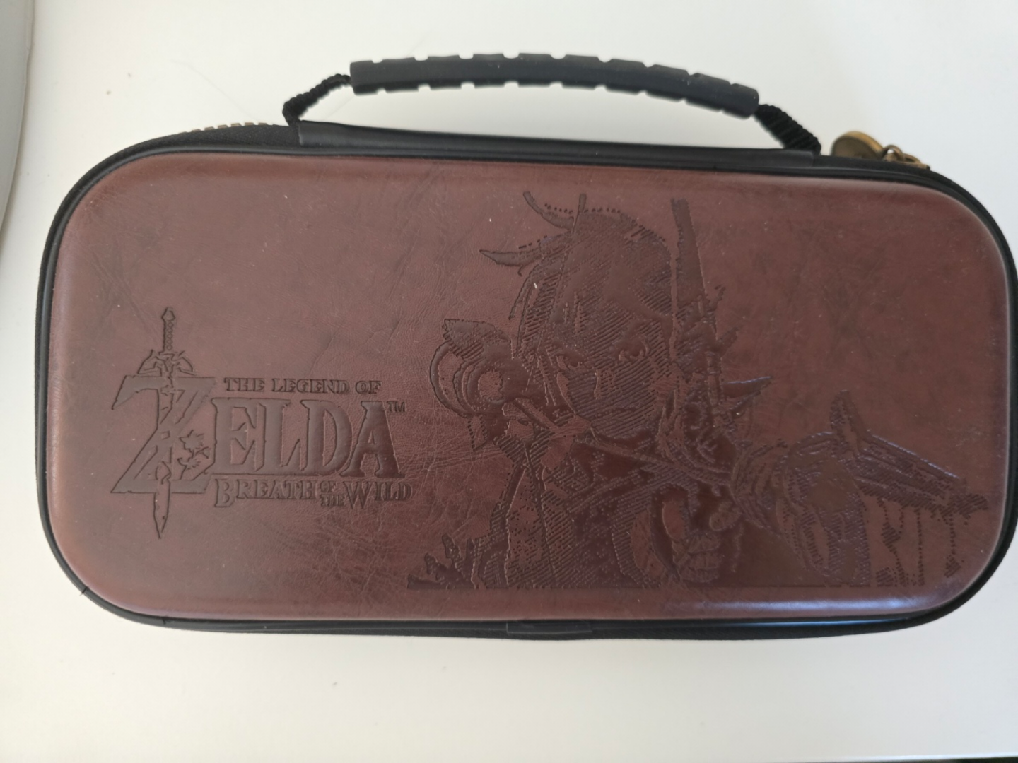 Nintendo Switch with Breath of the Wild Case and Four Games - photo 2