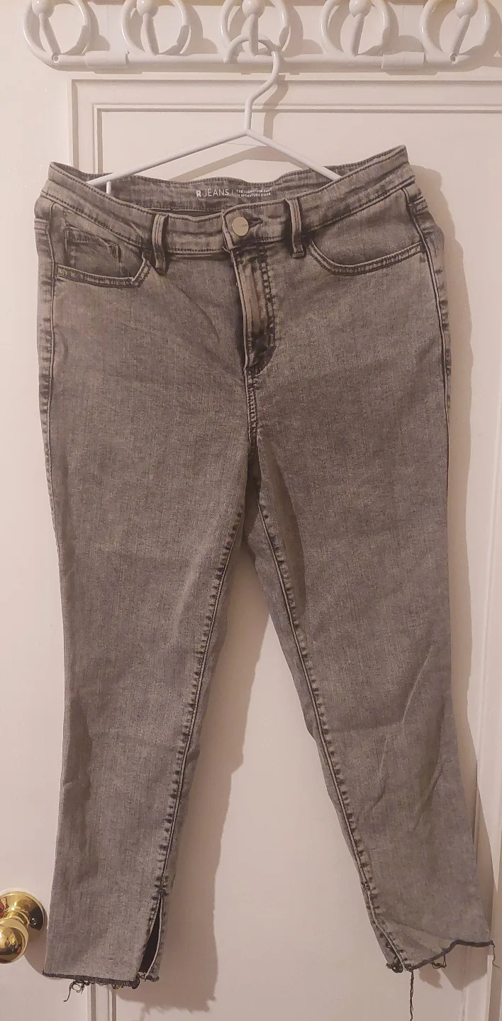 R Jeans Petite Size 30 Acid Wash Ankle Jeans thumbnail