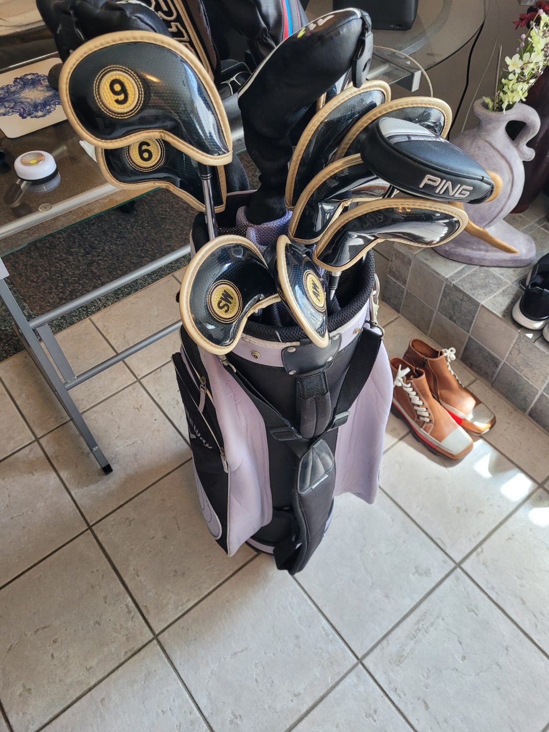 Complete TaylorMade set with Drivers, Irons etc