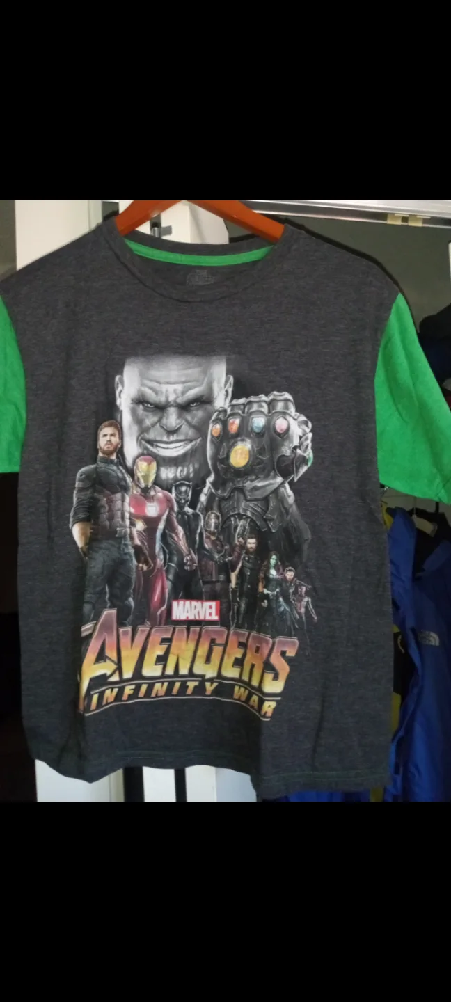 Pokemon TCG Metal Tin + Booster Packs image indicator(6)