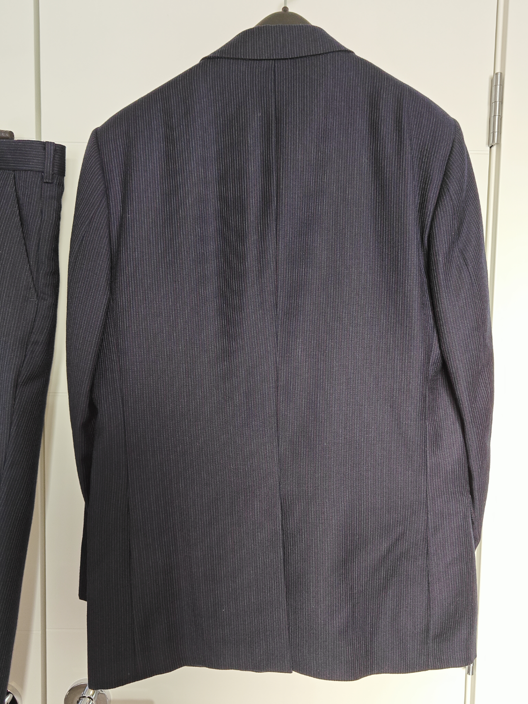 Wm H Leishman Men Formal 3 Piece Wool Suit - 42 Jacket 34 Pants - photo 3
