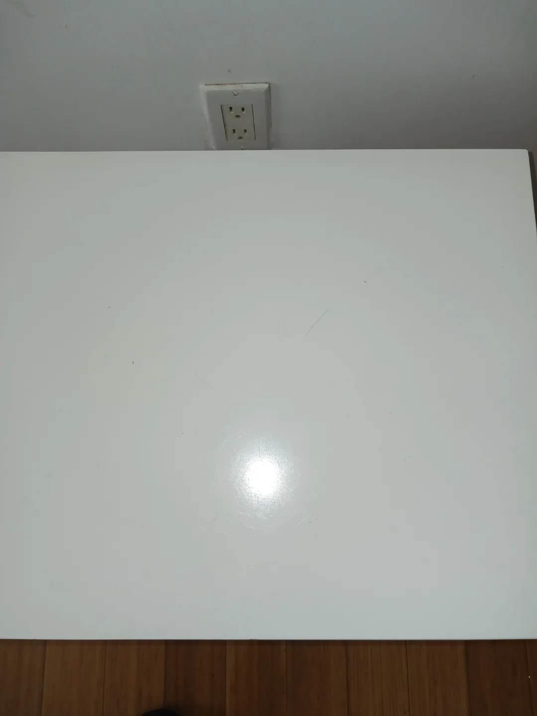 Mid Century White Nightstand with Drawer image indicator(5)