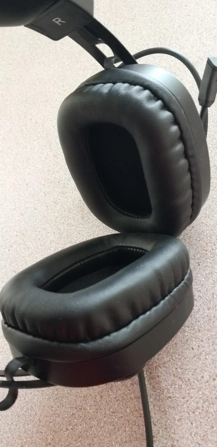 MSI Gaming Headset image indicator(3)