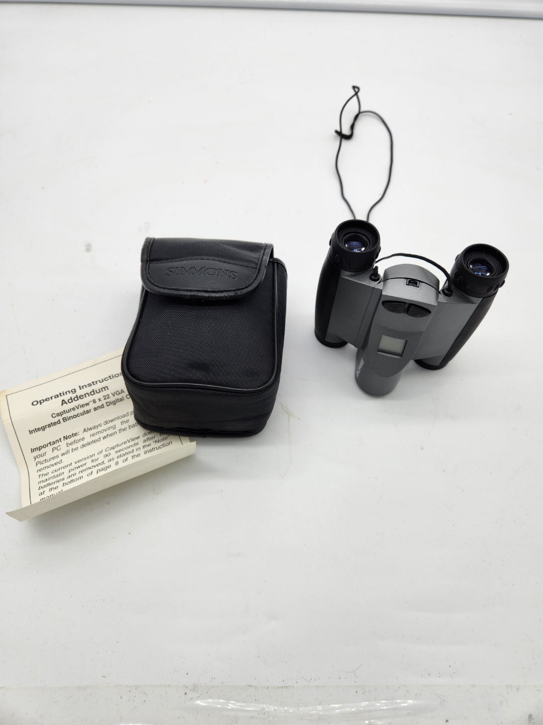 Simmons 8x22 Digital Capture Binoculars with 3 Megapixels
