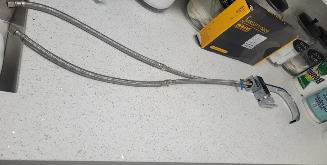 New Chrome Single Handle Kitchen Faucet image indicator(4)