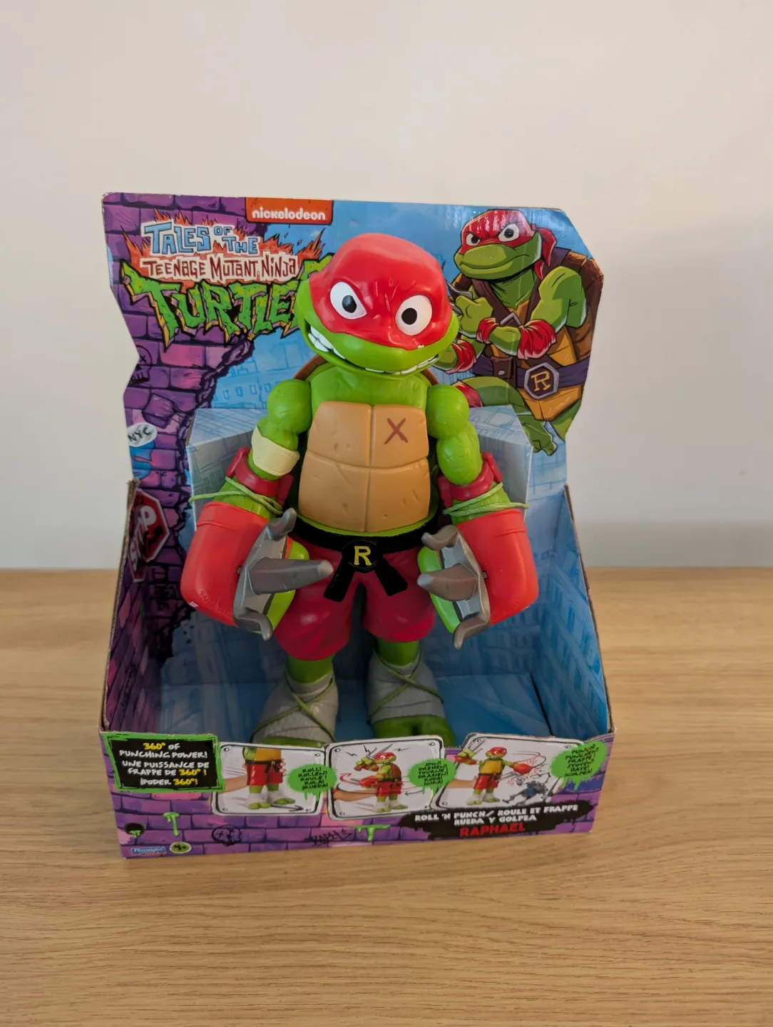 Teenage Mutant Ninja Turtles Raphael Action Figure thumbnail