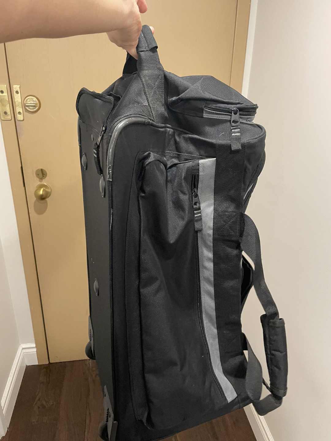 Olympia rolling duffle bag - photo 4