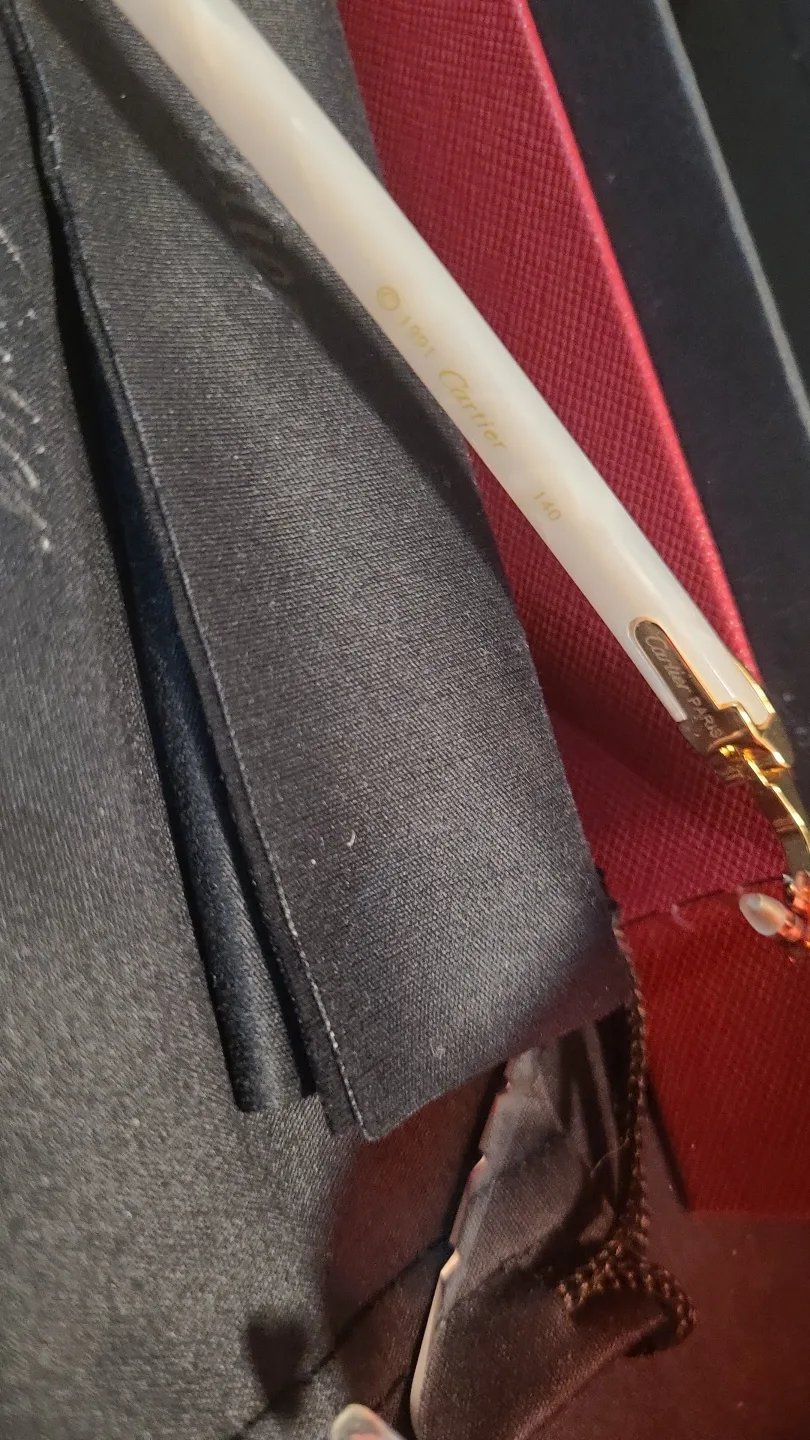 Cartier sunglasses- white marble acetate (1991 vintage ) image indicator(4)