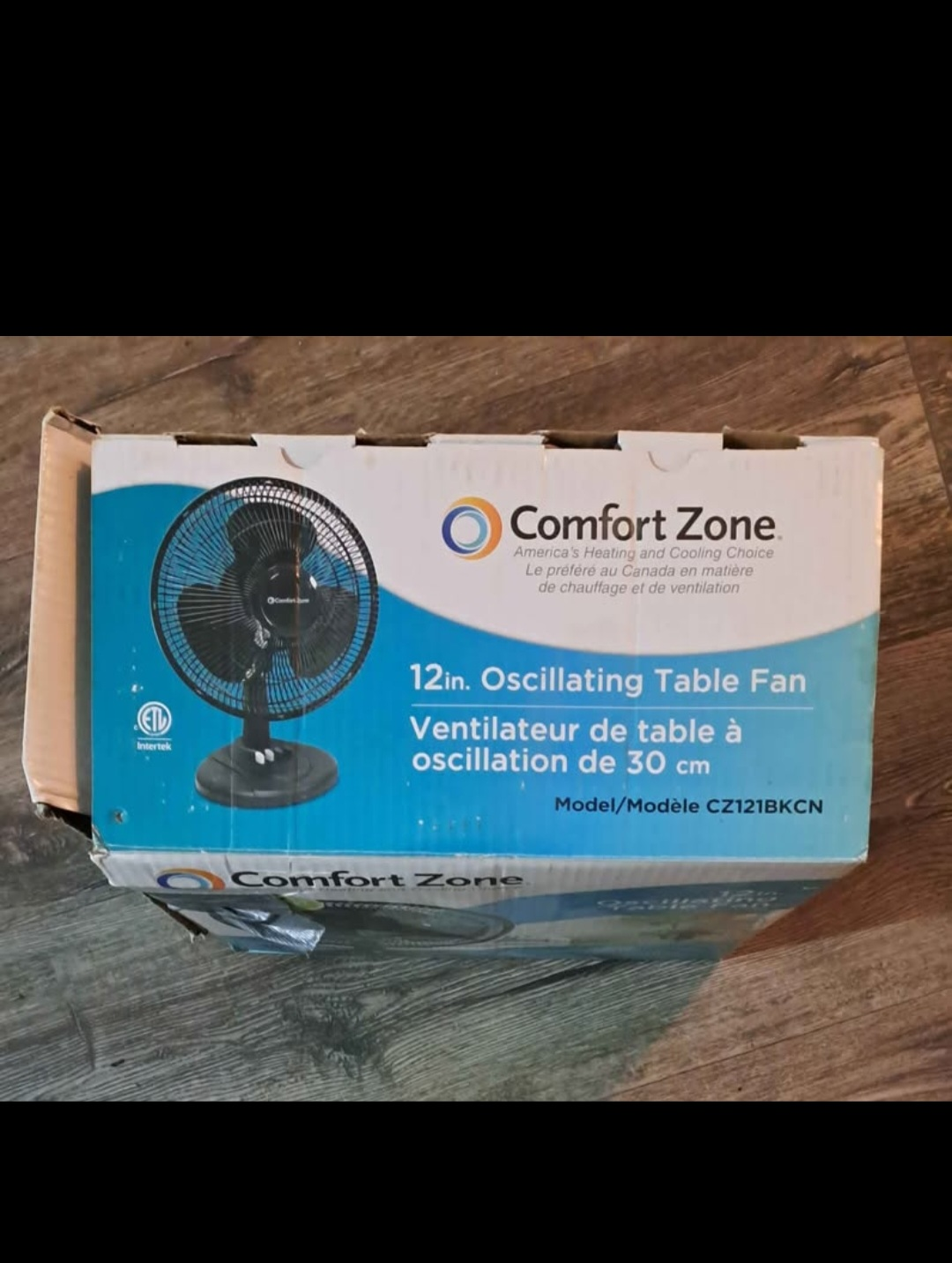 Comfort Zone 12" 3 Speed Oscillating Table Fan