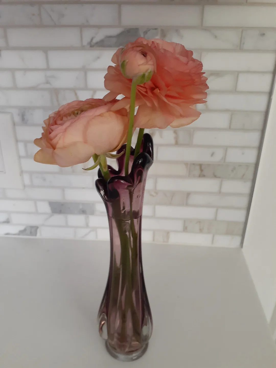 Vintage Swung Glass Vase image indicator(3)