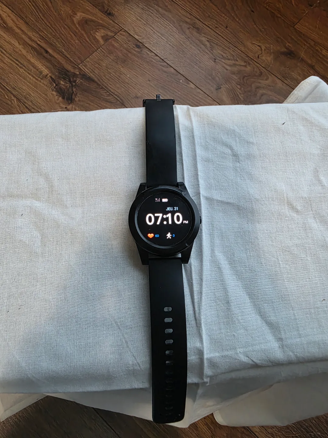 Smartwatch with Charging Cable cim card thumbnail