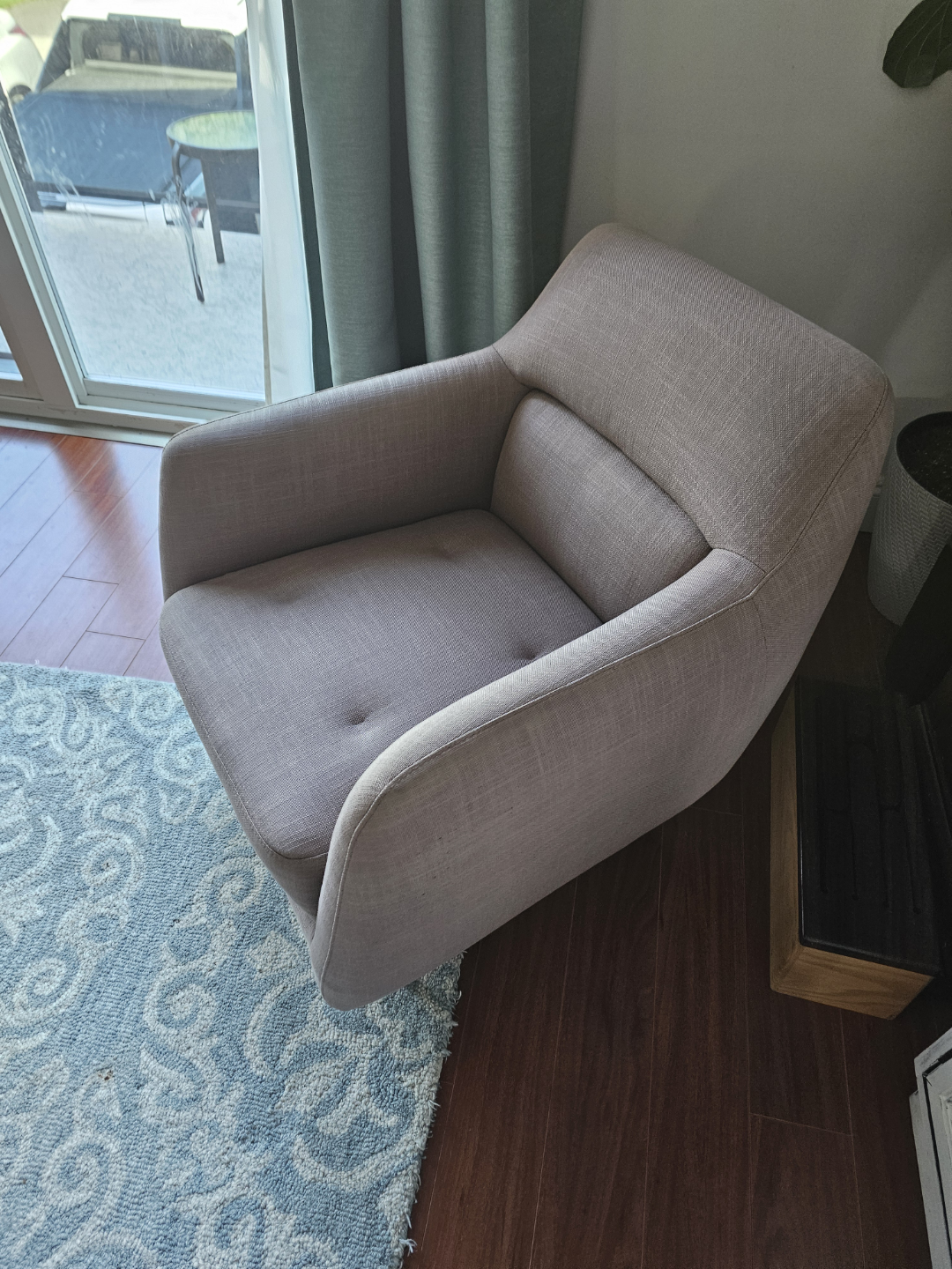 Mid-Century Modern Accent Chair - photo 3
