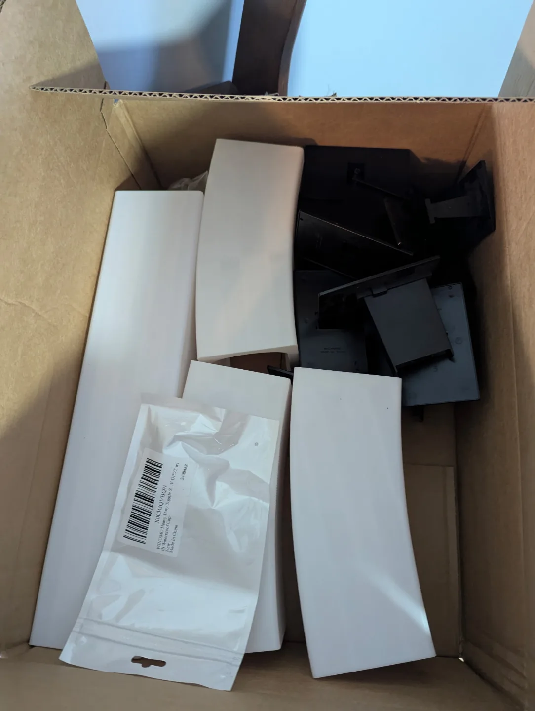 Model Train Set with Acela Train image indicator(5)