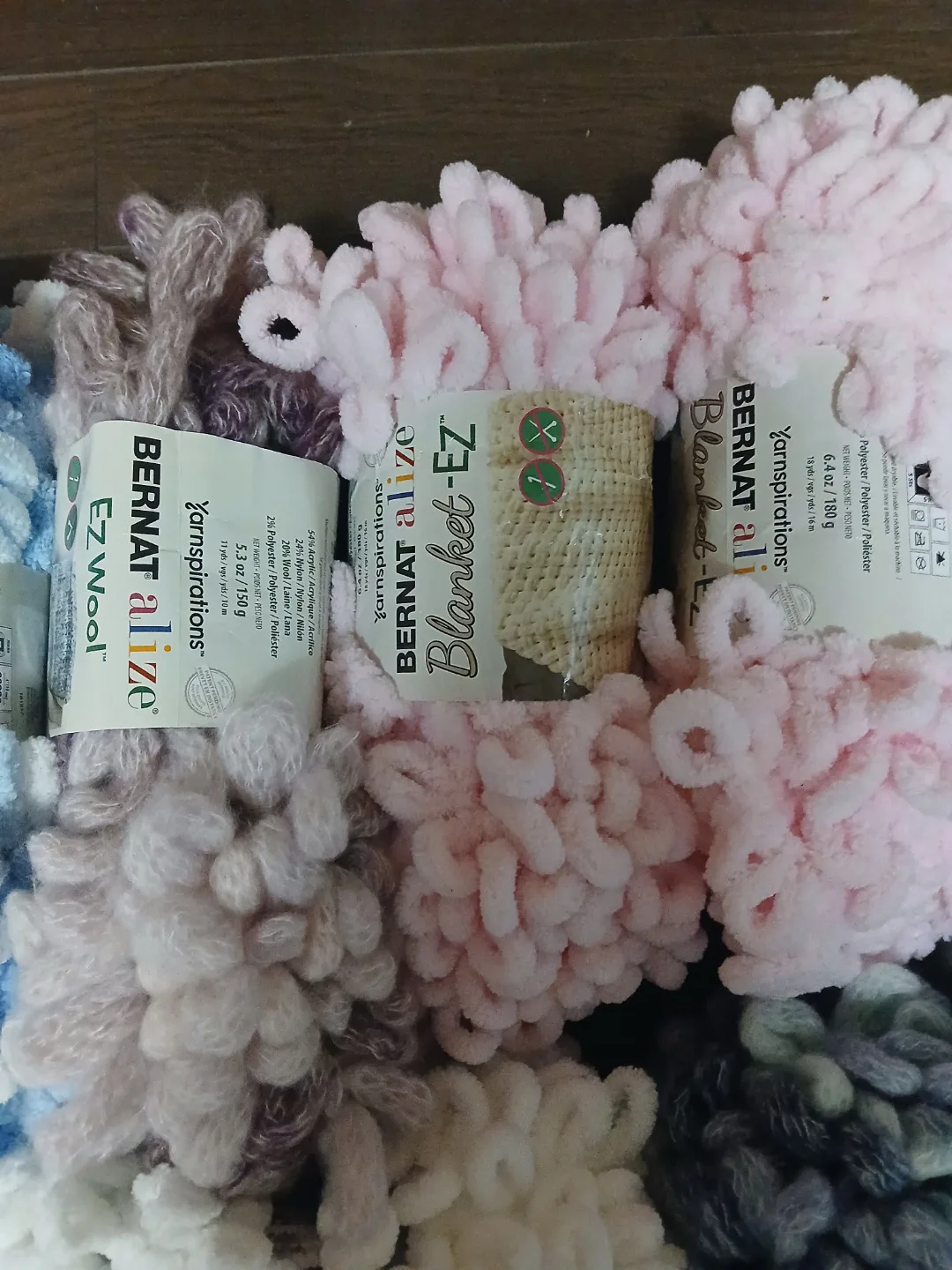 Bernat Blanket EZ Yarn - Variety Pack image indicator(2)