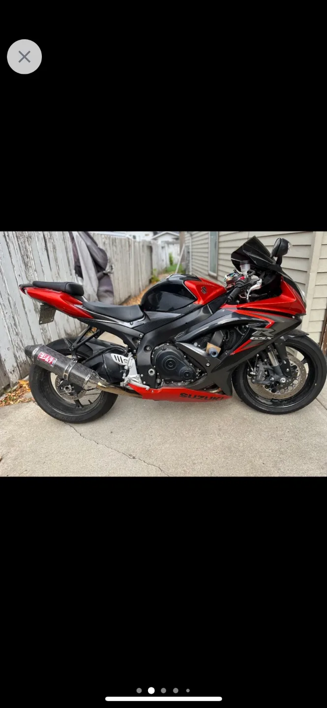 2009 Suzuki GSX-R1000 - Black and Red image indicator(3)