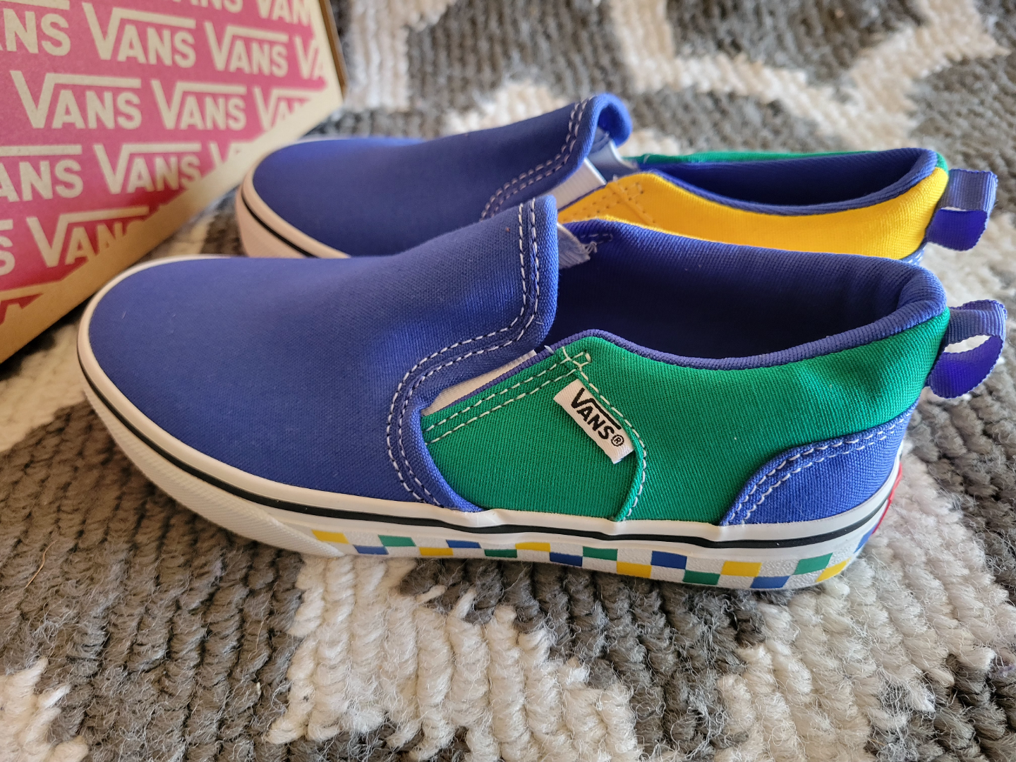 Brand New Vans Asher Toddler Slip-On Sneakers - Size 2 - photo 4