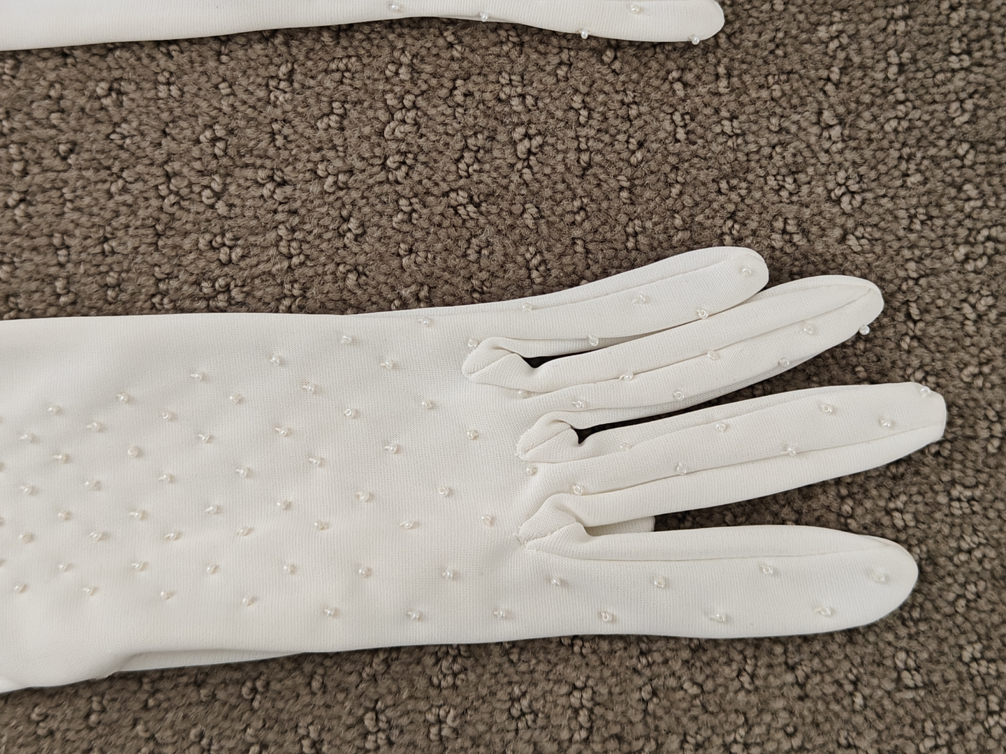 Vintage White Wedding Prom Dress Gloves w/ Beads - Size: Small - photo 5