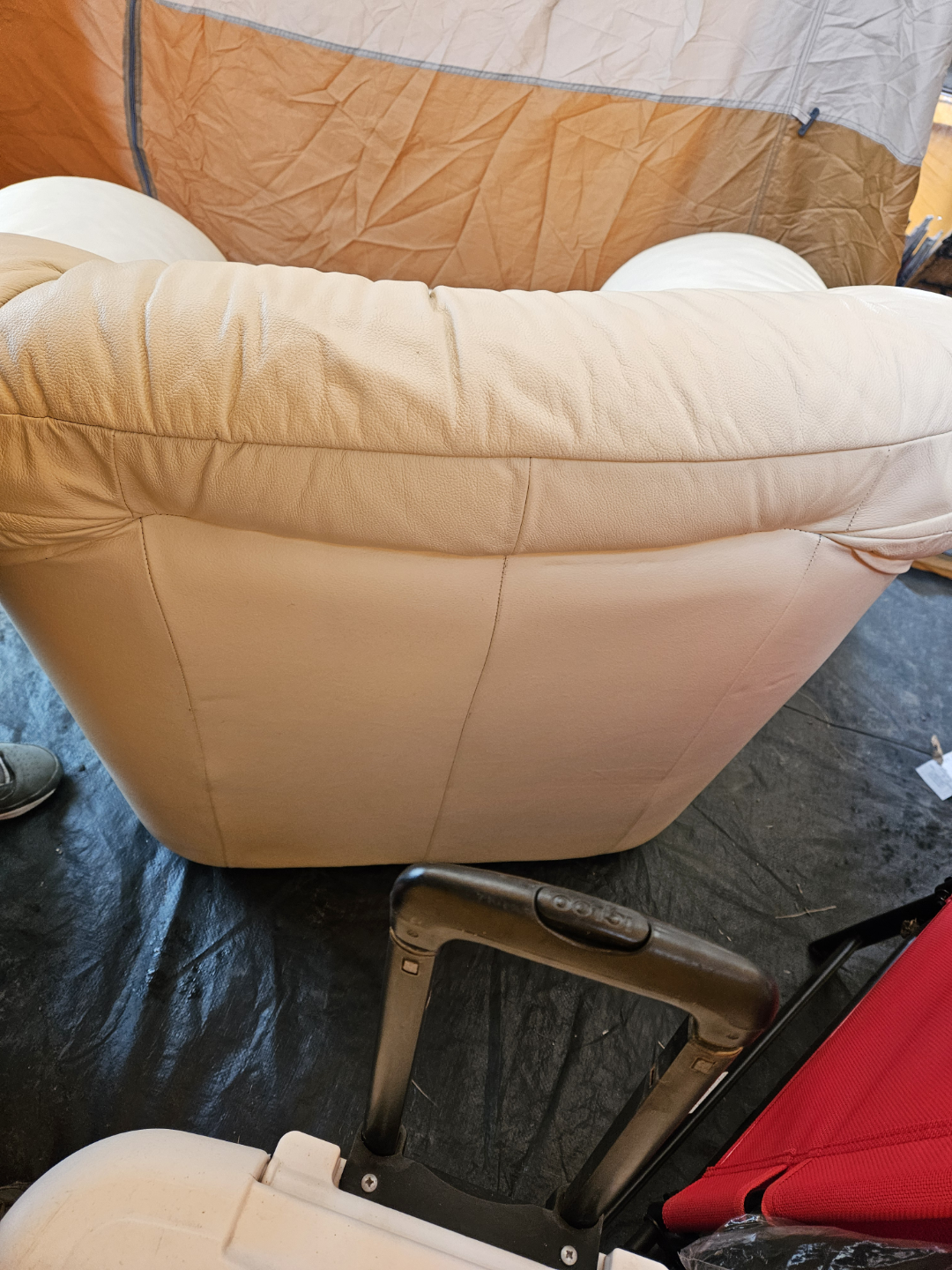 Cream Leather Accent Chair - photo 3
