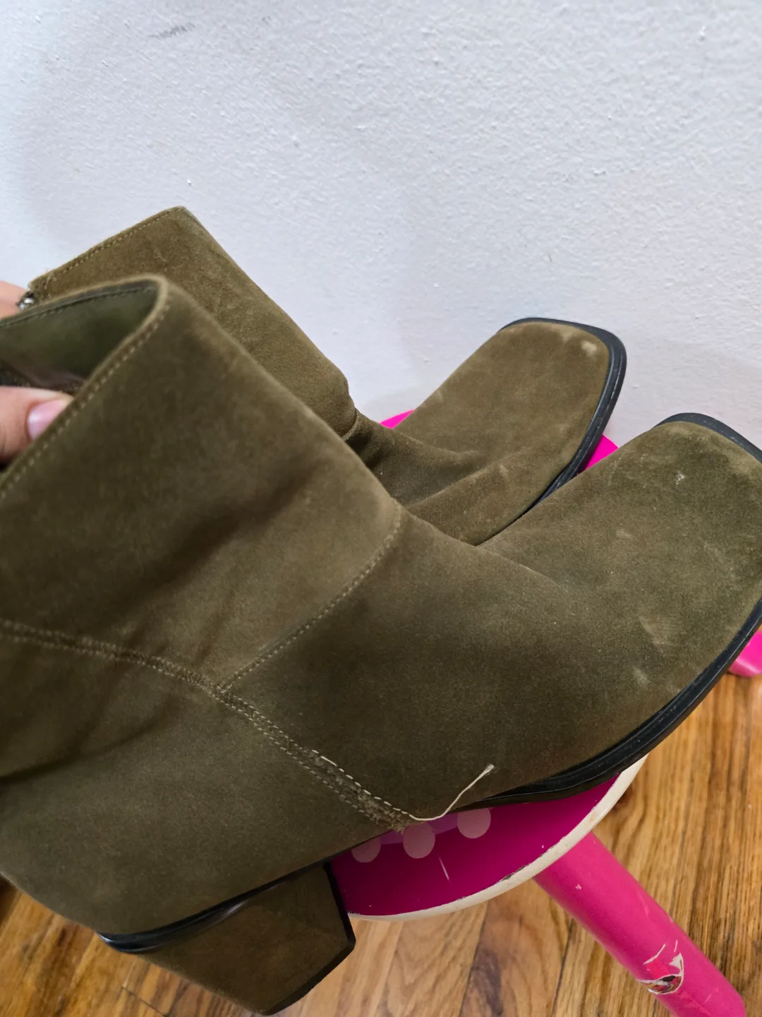 🥕[freecycle] Vintage Olive Green Suede Block Heel Ankle Boots image indicator(3)