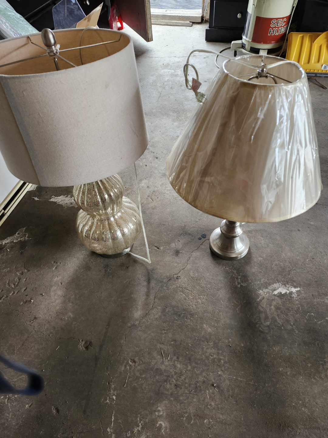 Pair of Table Lamps - Elegant & Stylish