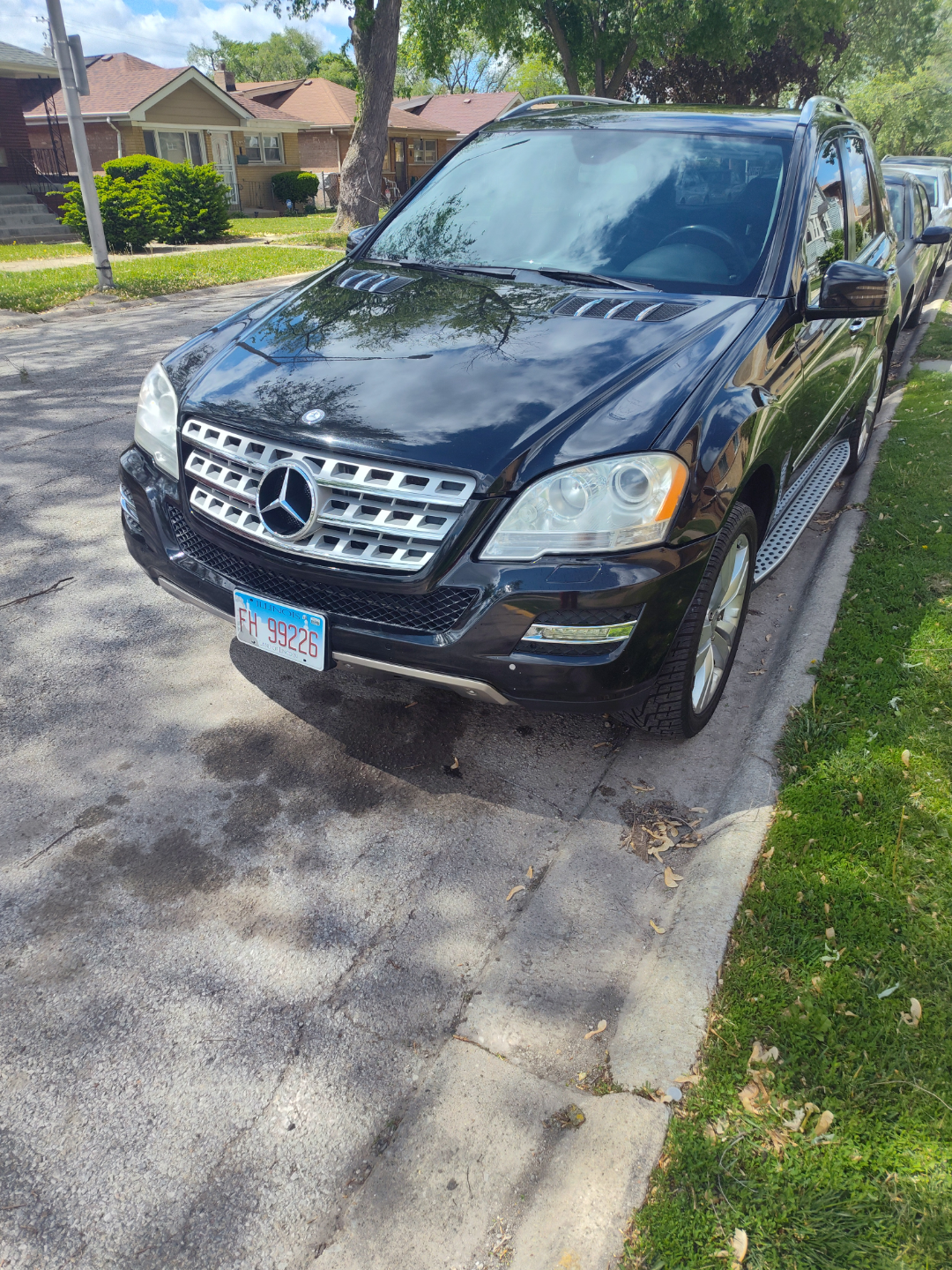 2011 Mercedes-Benz ML 350 SUV - photo 2
