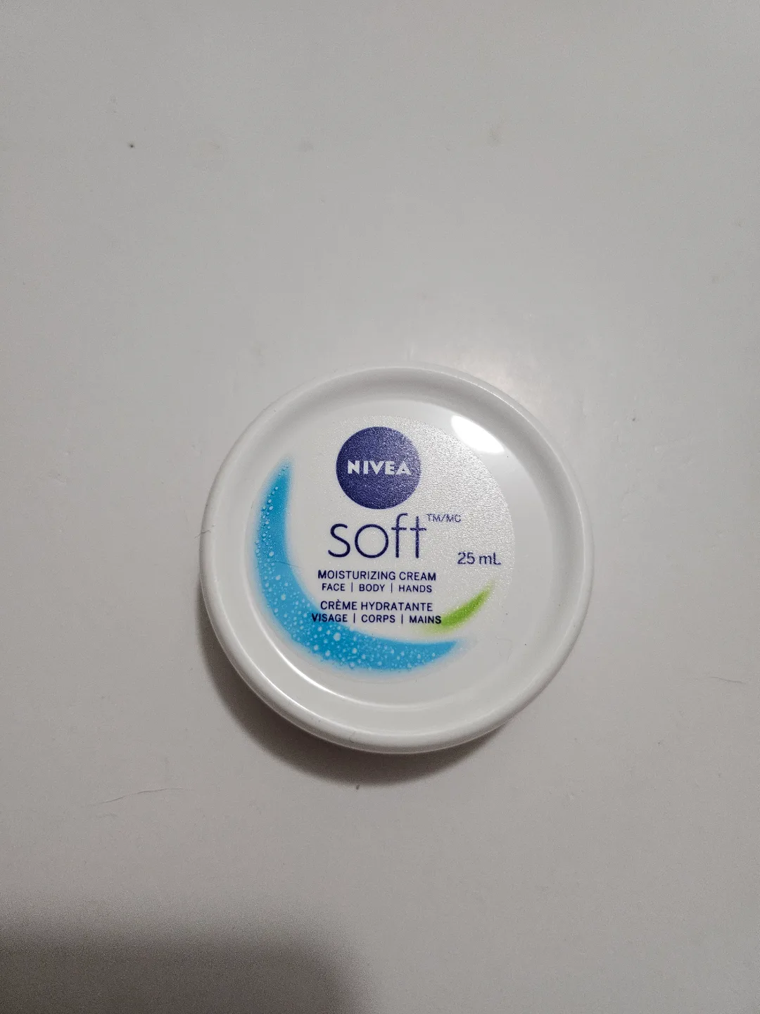 NIVEA Soft Moisturizing Cream 25ml thumbnail
