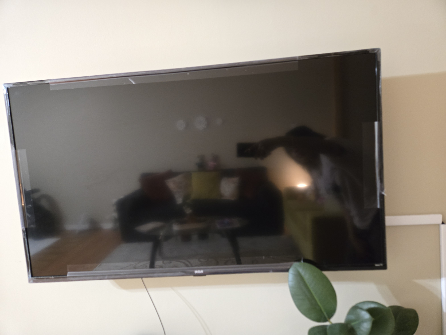 RCA 40" LED HDTV