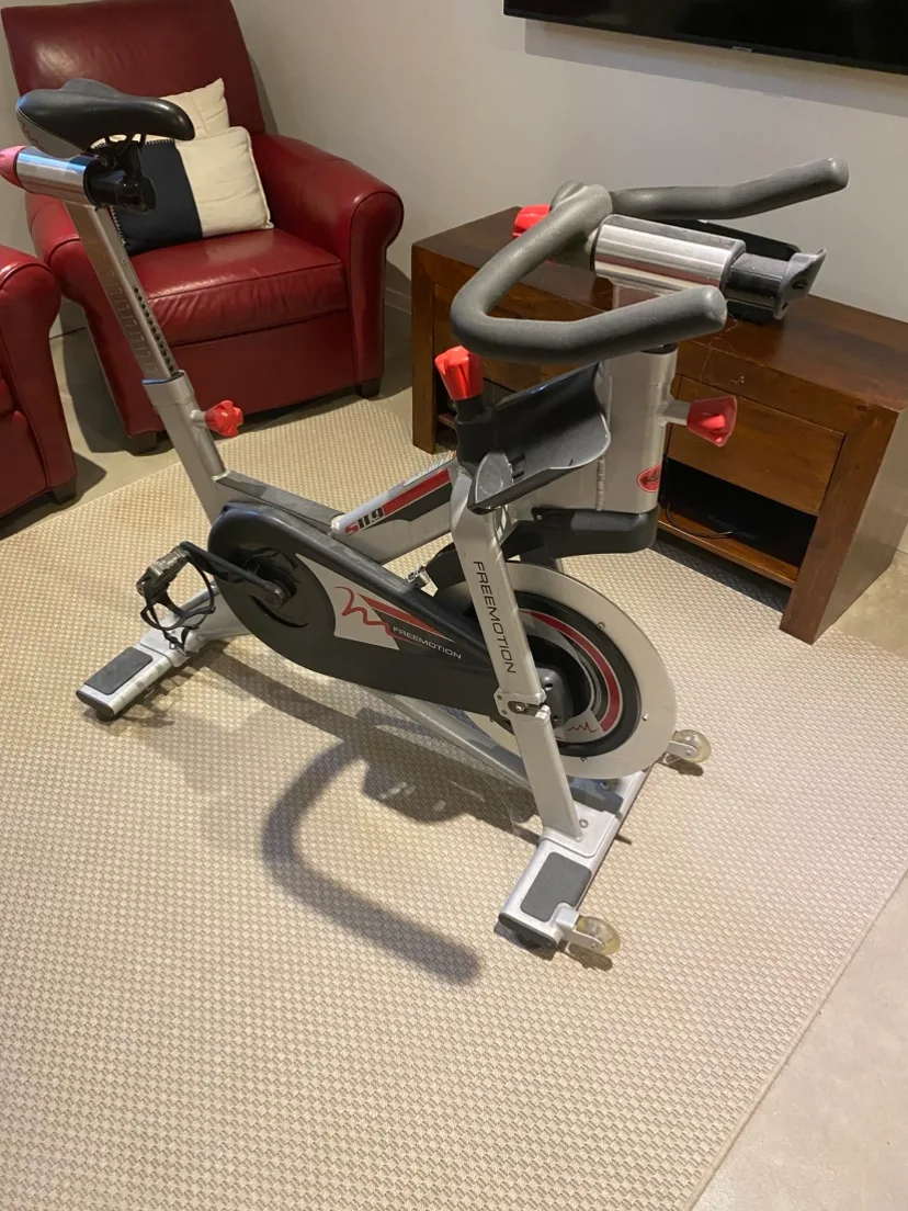 Freemotion S9.9 Spin Bike image indicator(2)