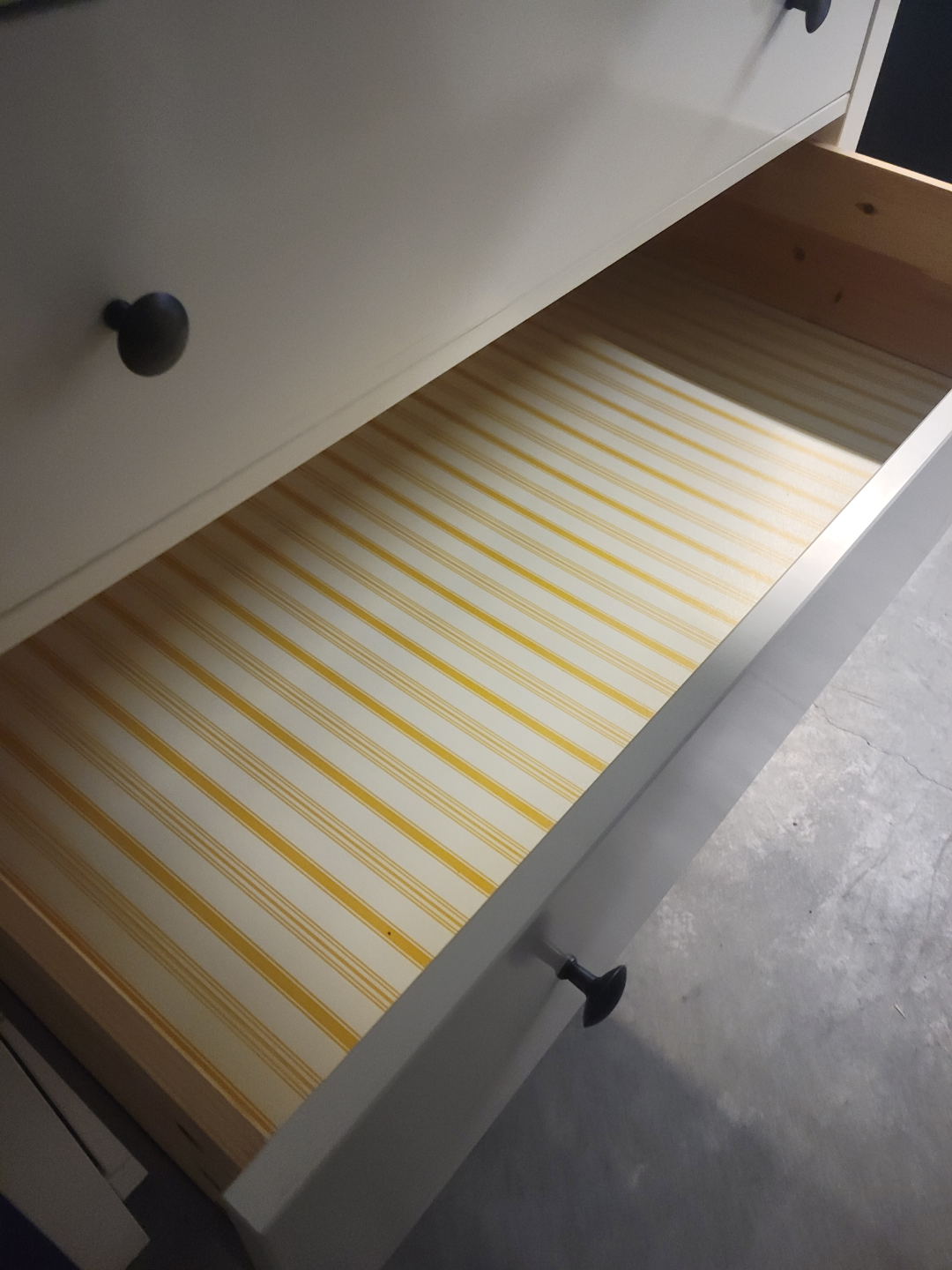 IKEA MALM 3-Drawer Chest of Drawers - White - photo 2
