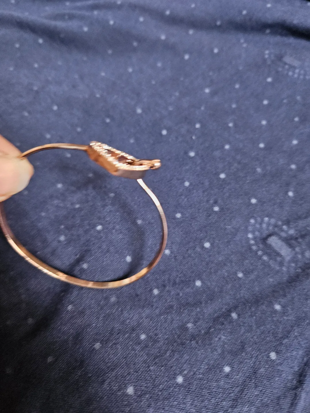 Rose Gold Heart Bracelet with Cubic Zirconia image indicator(3)