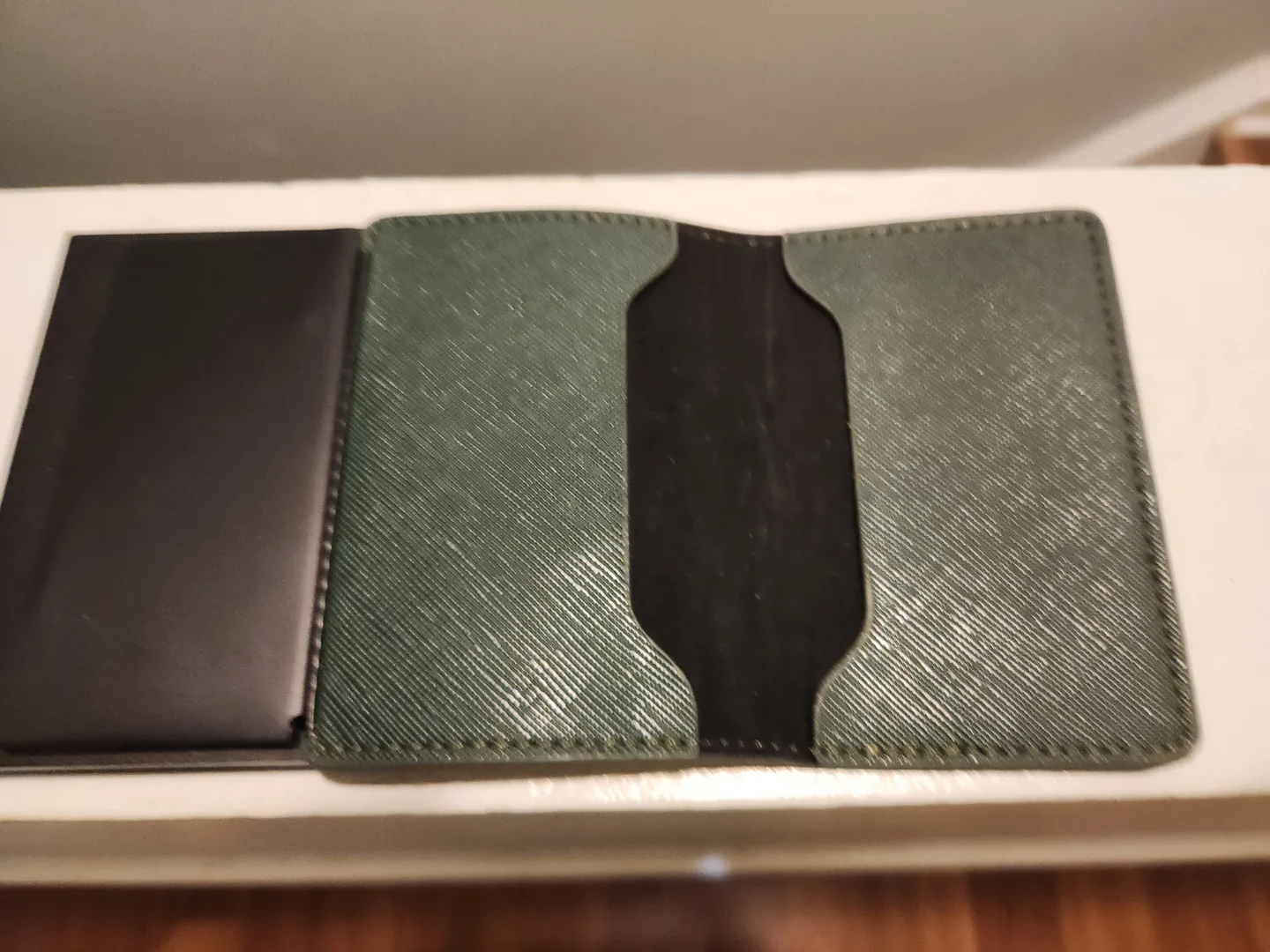 Slimwallet - Mustard Yellow and Forest Green image indicator(2)