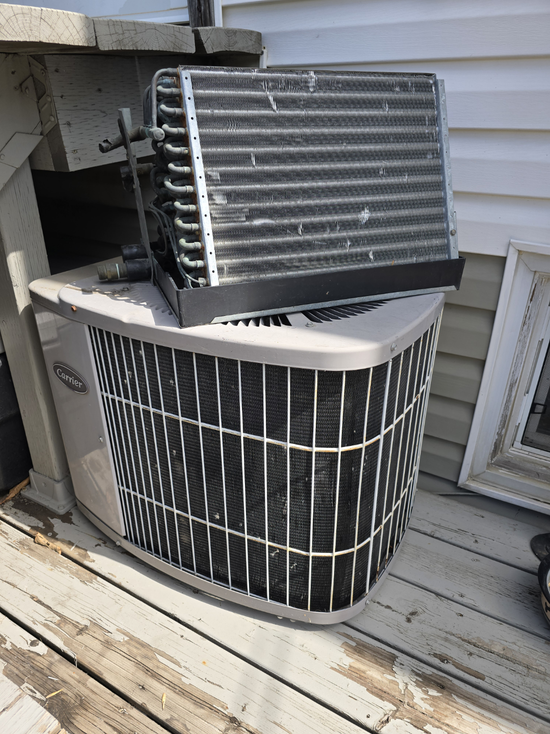 Used Carrier Air Conditioning Condenser Unit